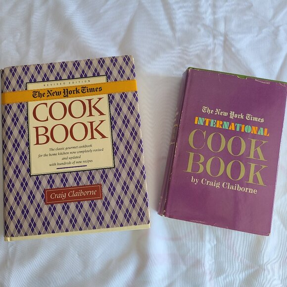 The New York Times, 2 Book Set, International Cookbook, Craig Claiborne - Picture 1 of 4